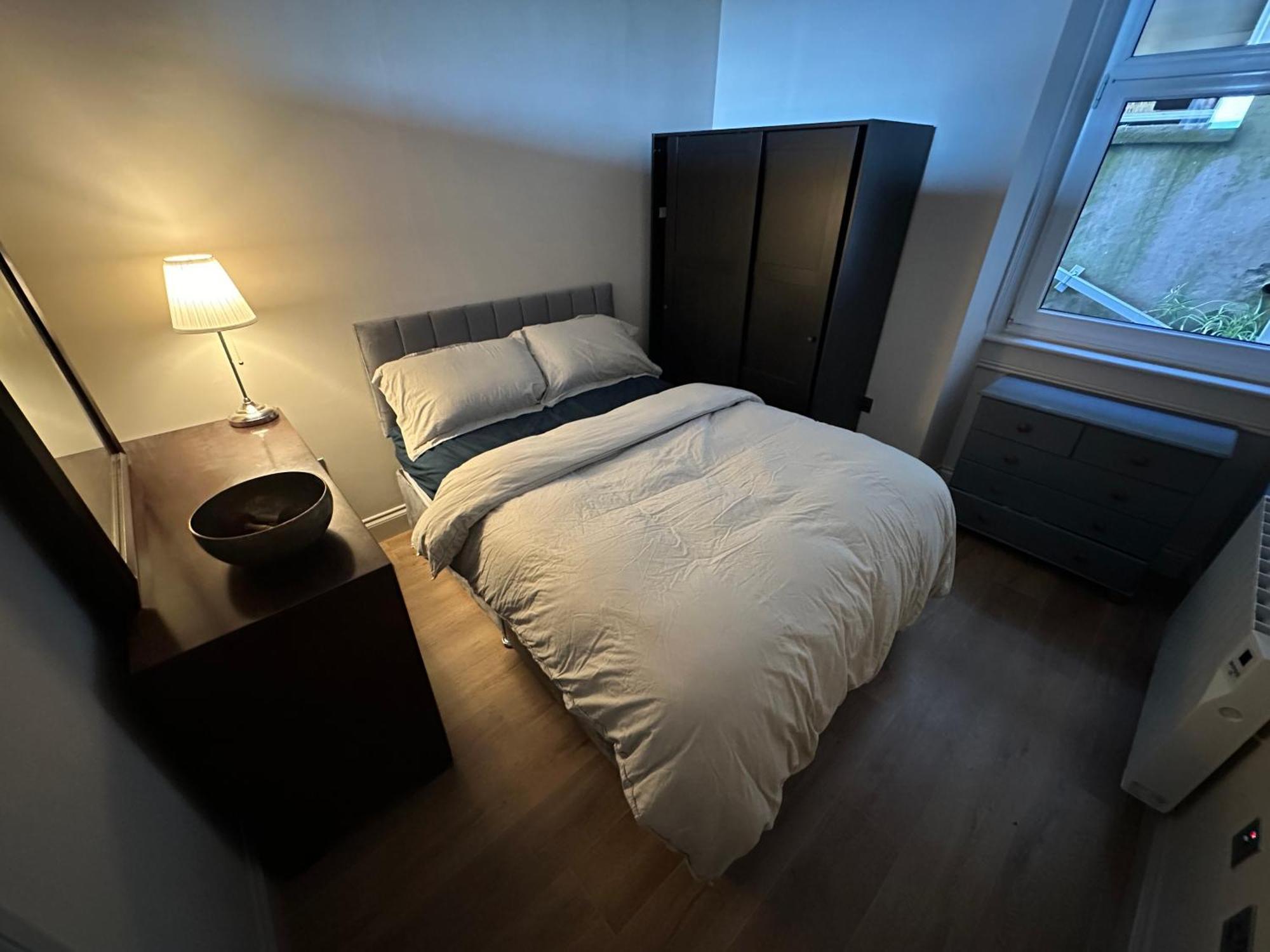 Готель Westways House Ков Екстер'єр фото