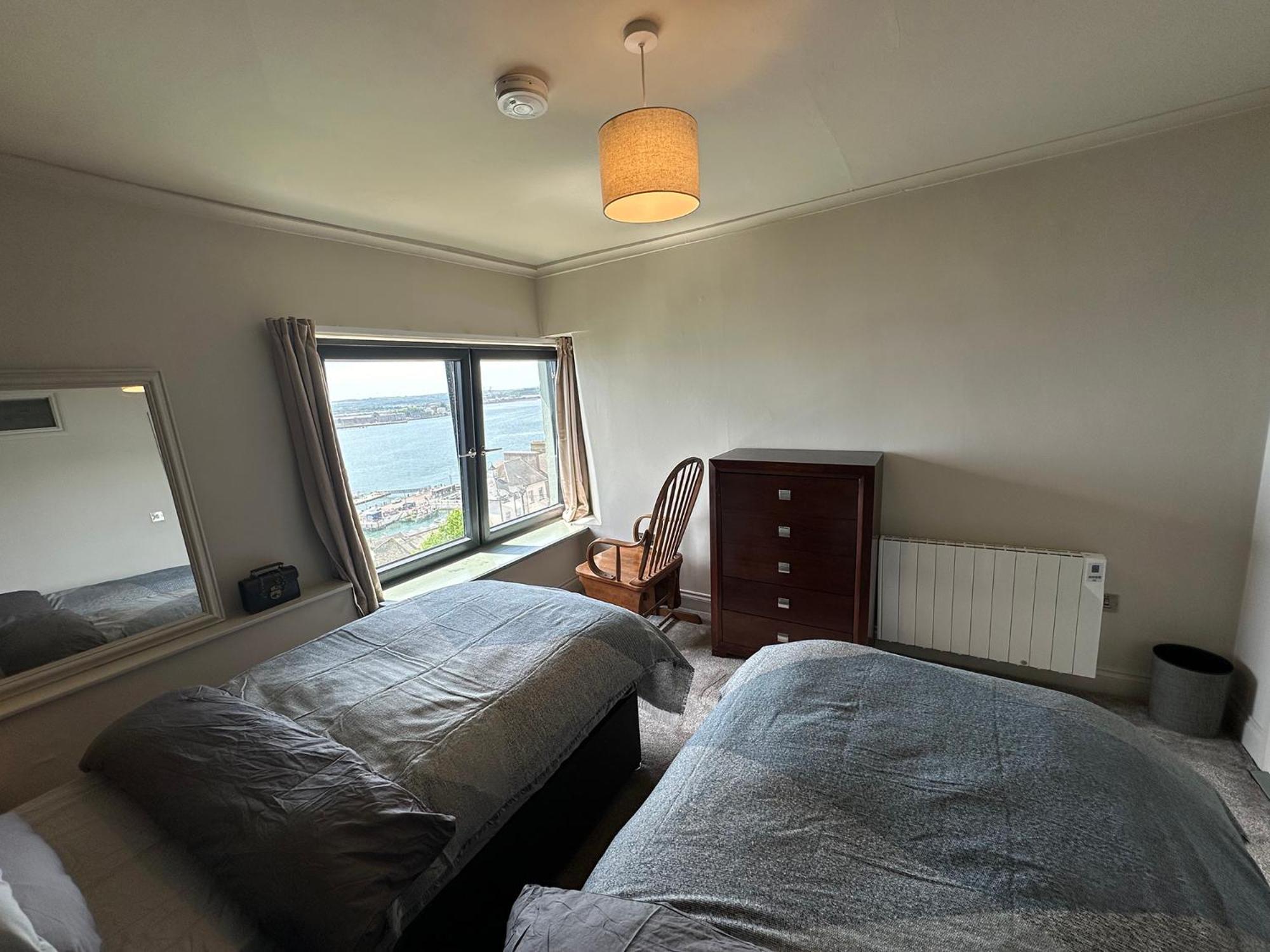 Готель Westways House Ков Екстер'єр фото